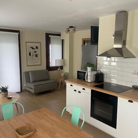 Casita Independiente Y Tres Apartamentos Con Piscina Ladeira Playa Baiona Esterno foto