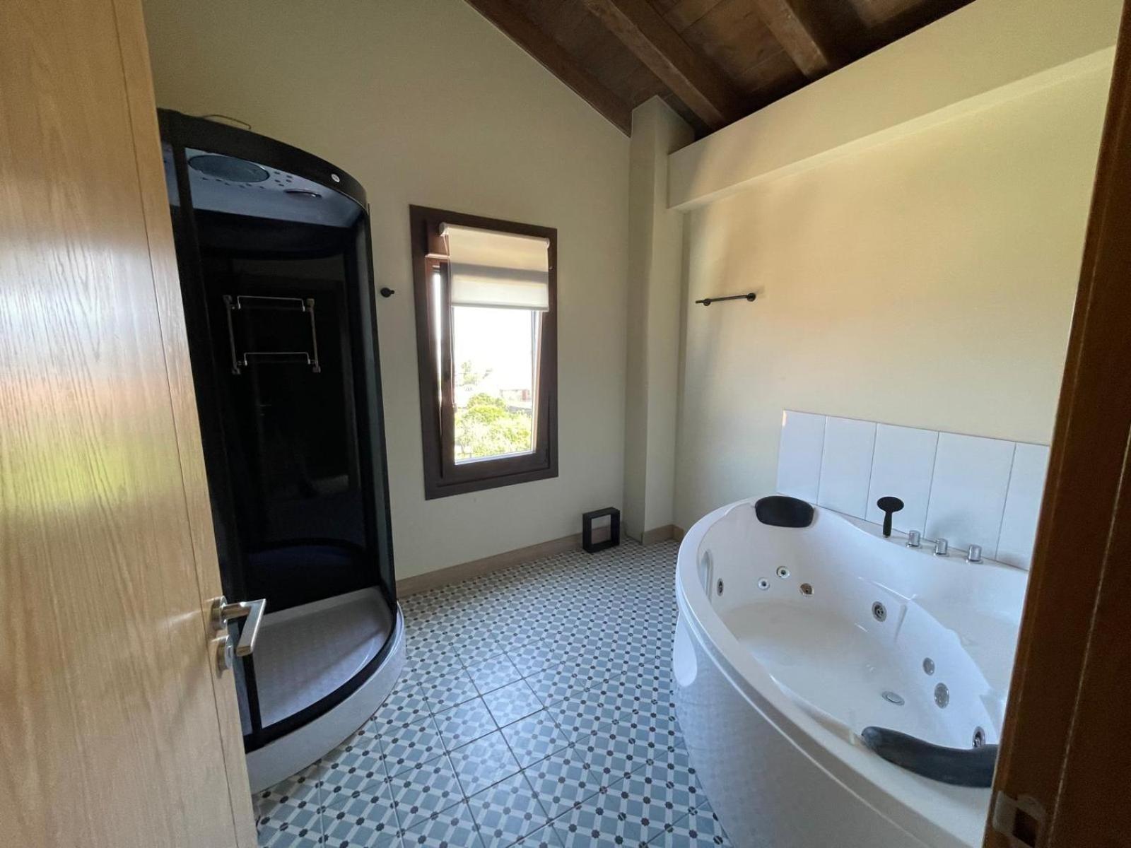 Casita Independiente Y Tres Apartamentos Con Piscina Ladeira Playa Baiona Esterno foto